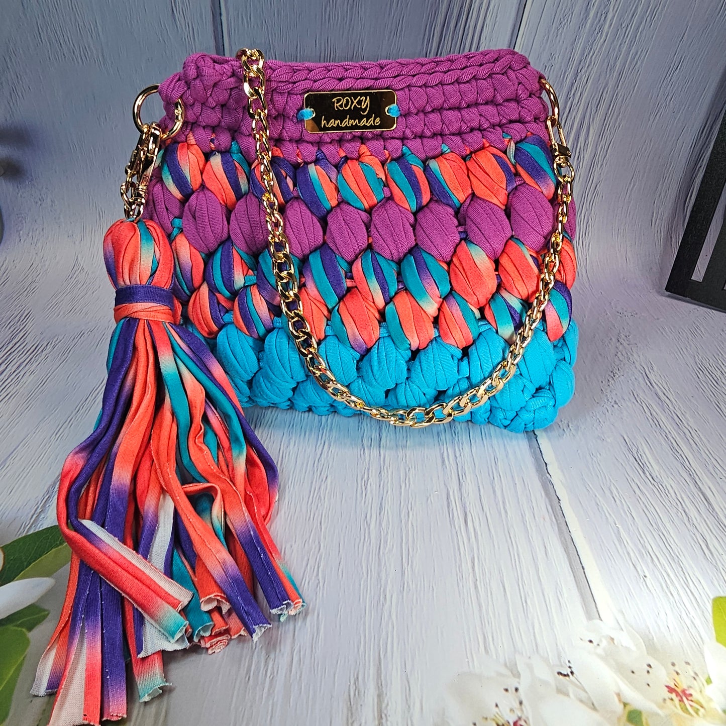 BLOOM handmade crochet bag