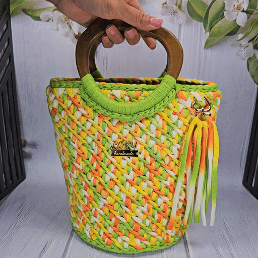 MARIGOLD handmade crochet bag