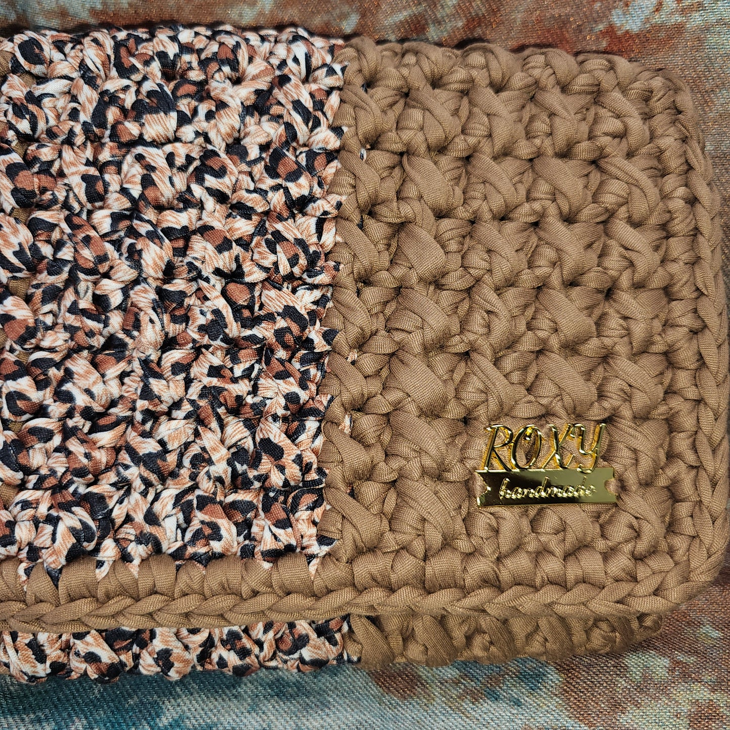 SAVANNAH handmade crochet bag