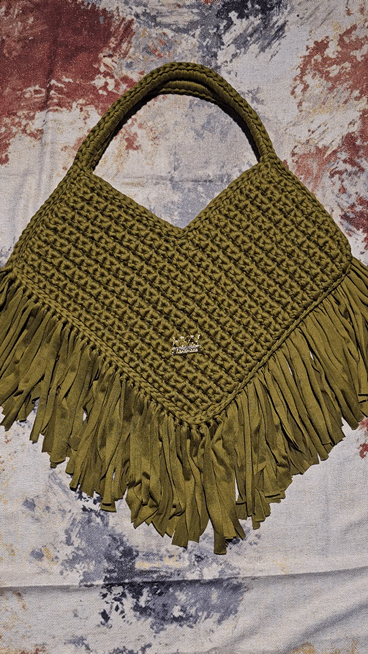 CALAMITY handmade crochet bag