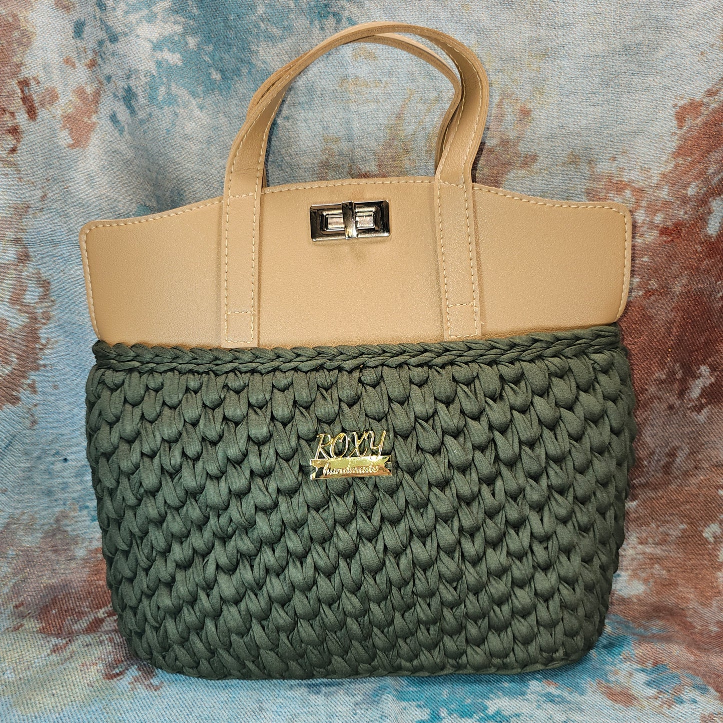 VICKY handmade crochet bag