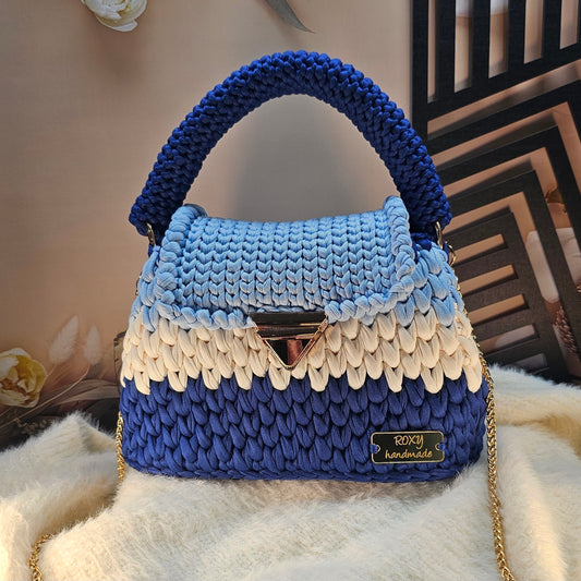 BLUEMOON handmade crochet bag