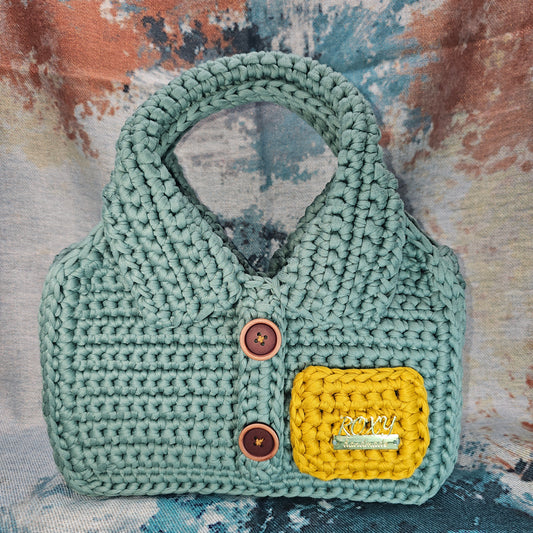 SHIRT CHIC handmade crochet bag